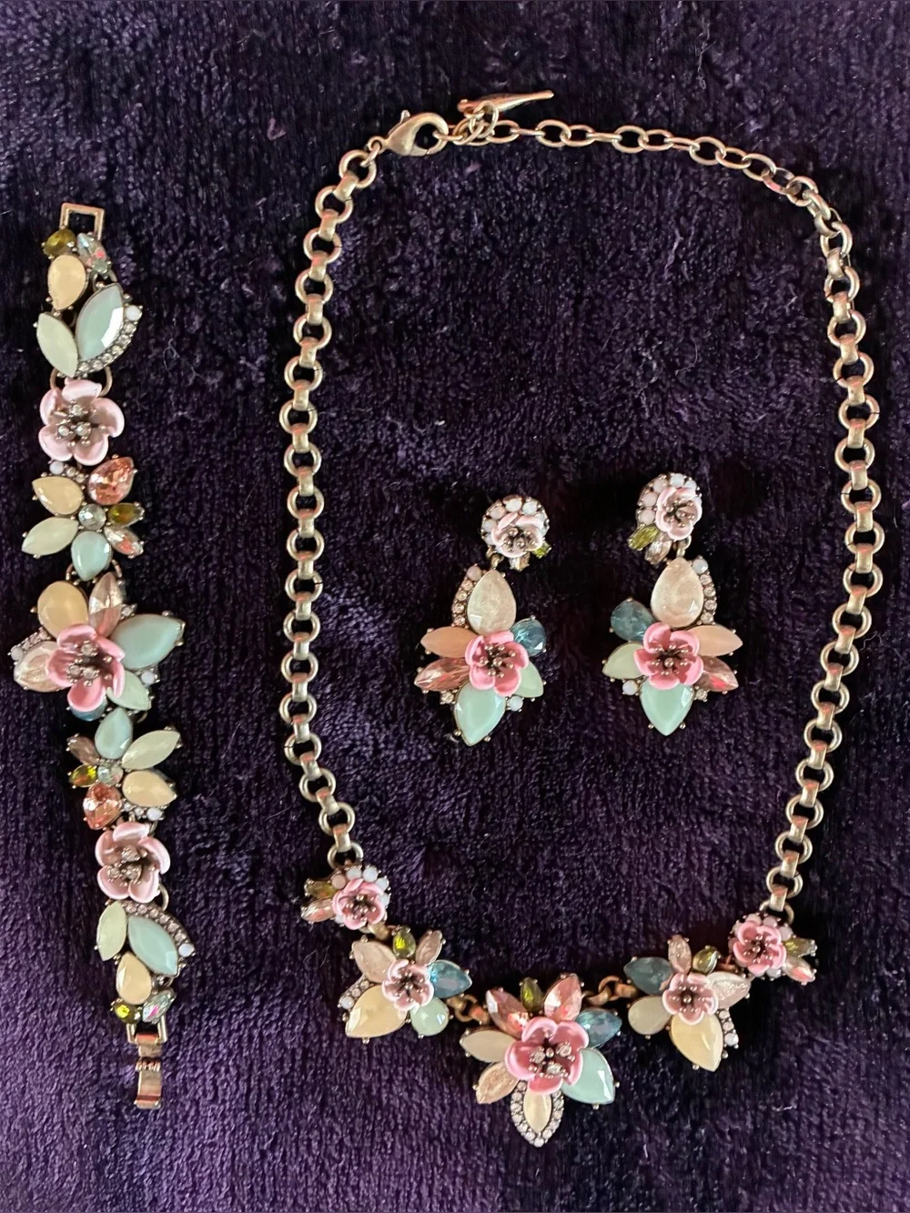 Chloe + Isabel Femme des Fleurs Necklace with matching Bracelet and Earrings